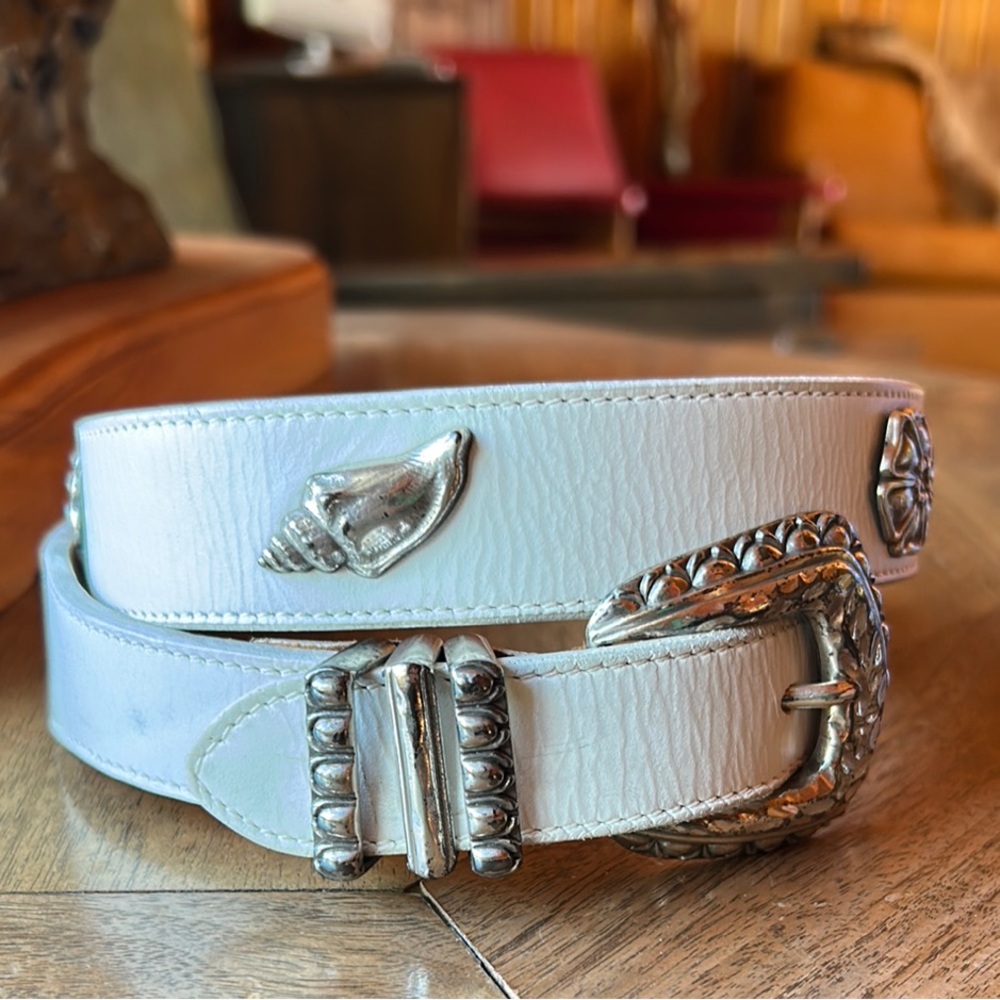 Brighton Vintage ‘90’s White Leather Seashell and Flower Belt